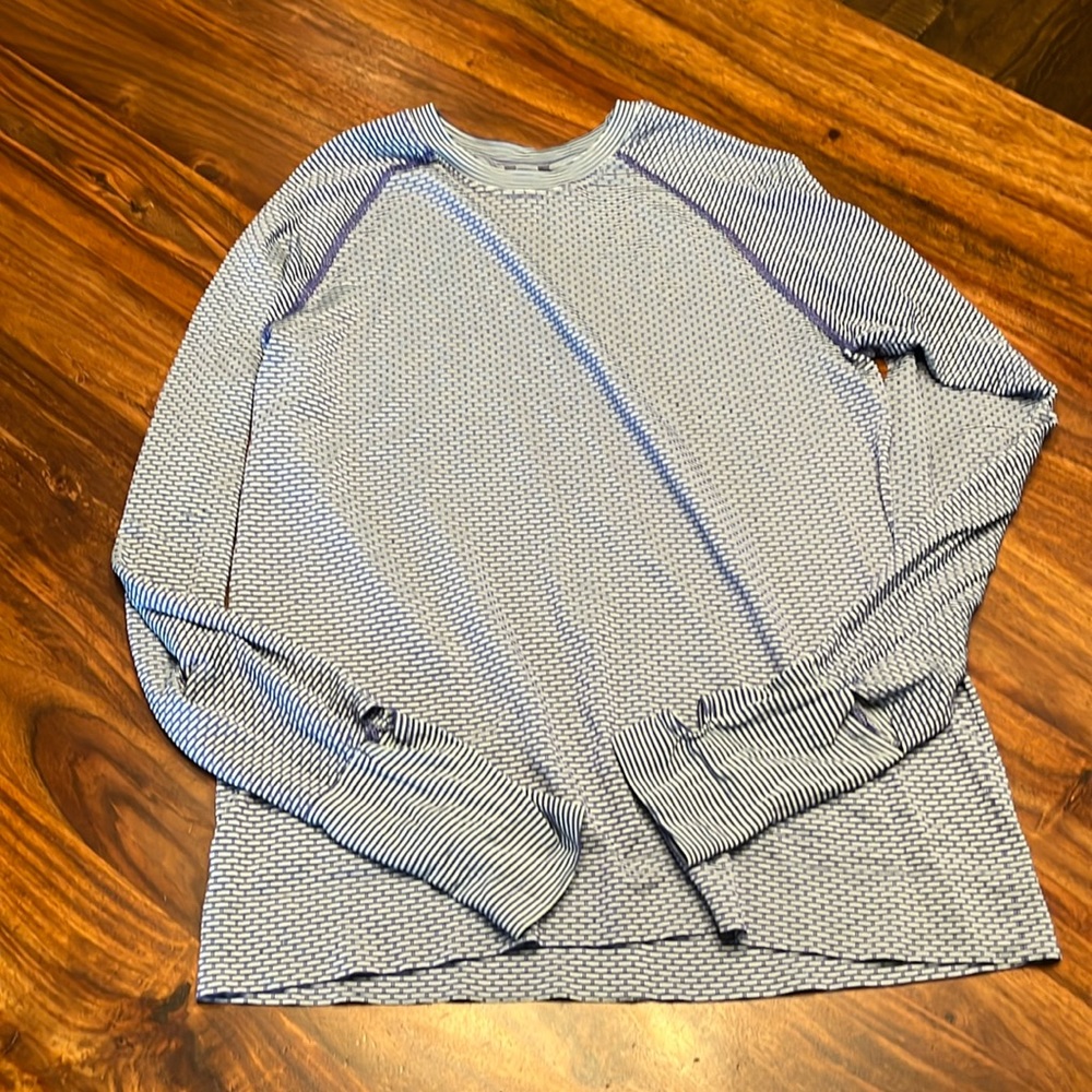 Oiselle flow long sleeve shirt